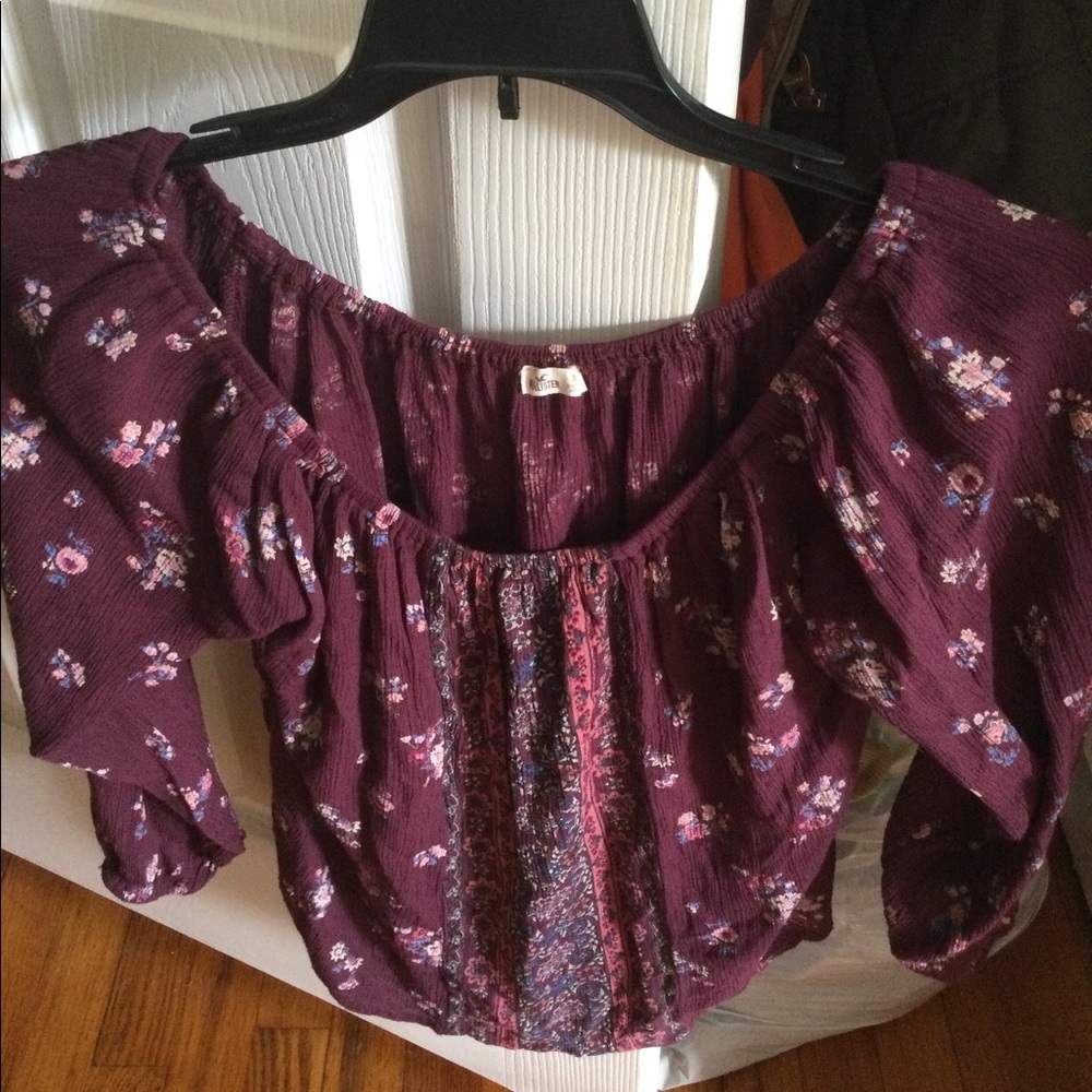 Hollister peasant top. Size small.